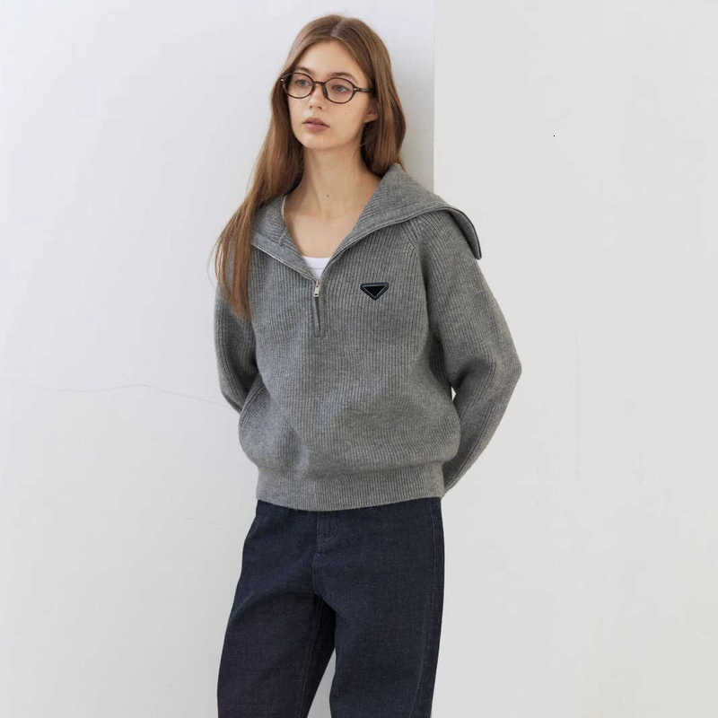 Women's Sweaters Designer Gray Turn-Down Collar Zipper Knit Sweater Autumn Winter Versatile Commuting Casual Loose Top for Women YLMM