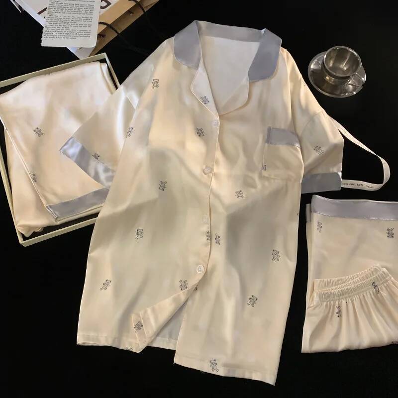 2025 Spring/Summer Women's New Ice Silk Cardigan Casual 3-Piece Pajama Set Girls' Home Pajama Short Sleeve design Bear Printed Designer Paja