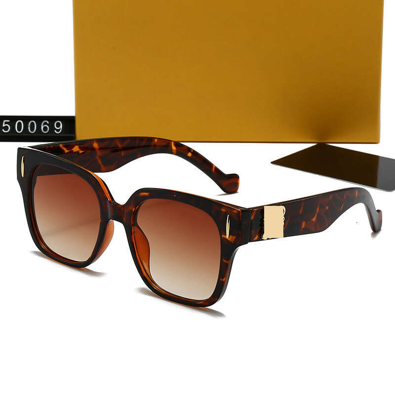 New Luxury Trendy High-End Gold Label Large Frame Square Fashion Outdoor Sun Protection Sunglasses 50069 405