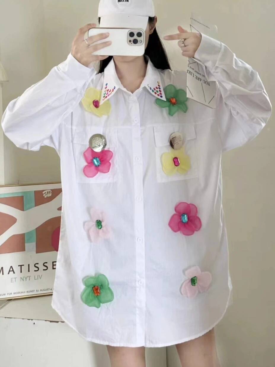 2025 Designer's New Sequins Diamond Flower Embroidery Cotton Long Oversized Women's Shirt Spring Long Sleeve Shirt Y K Top design powder blu