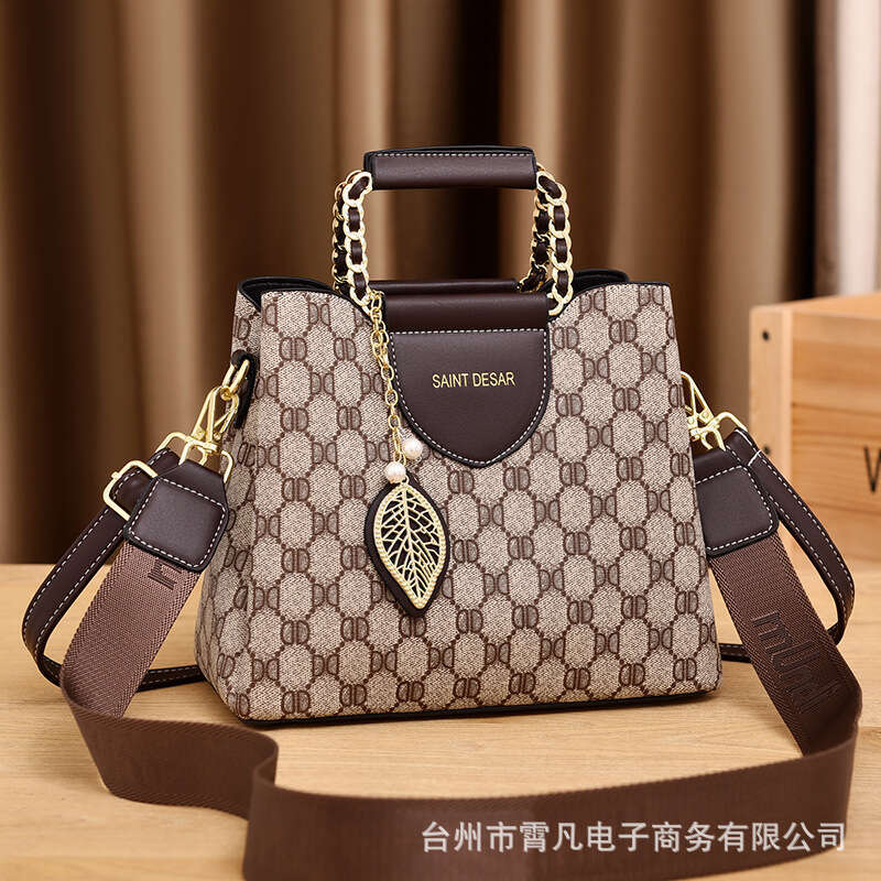 Women's Large Capacity Mom New Clutch Fashion Simple Ladies Handbag Middle-aged Crossbody Shoulder Bag