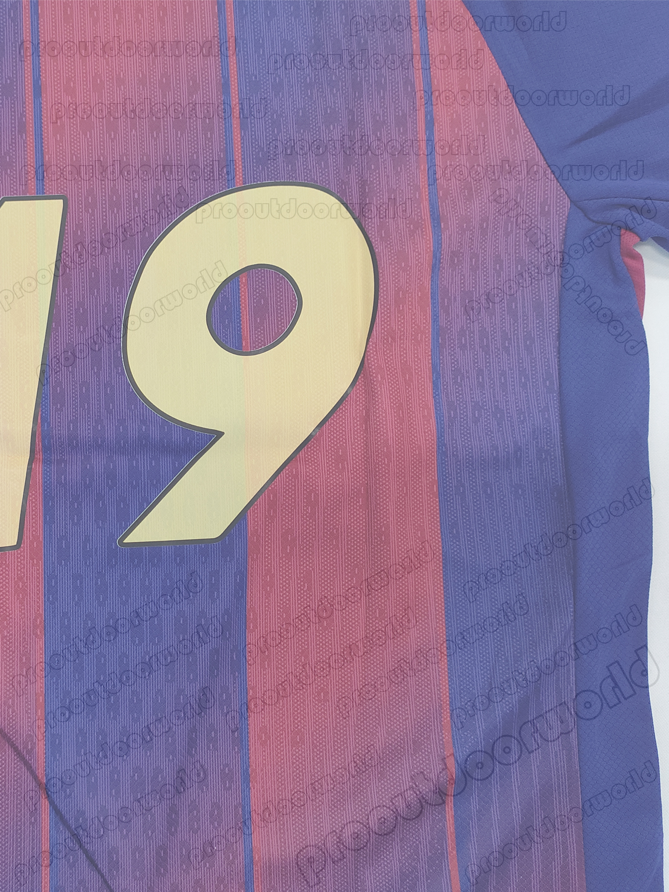 10 Lamine Yamal 2025-26 Replica Home/Away Shirt Rashford 14 Gavi 6 Pedri 8 Lewandowski 9 Raphinha 11 Frenkie De Jong 21 Retro Soccer Jeresy Cutsom Pri