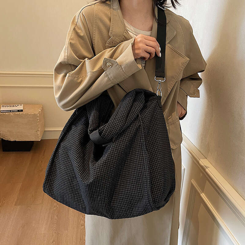 Large Capacity 2025 New Bucket with Rhinestones Versatile Single Shoulder Underarm High-end Bag Tote