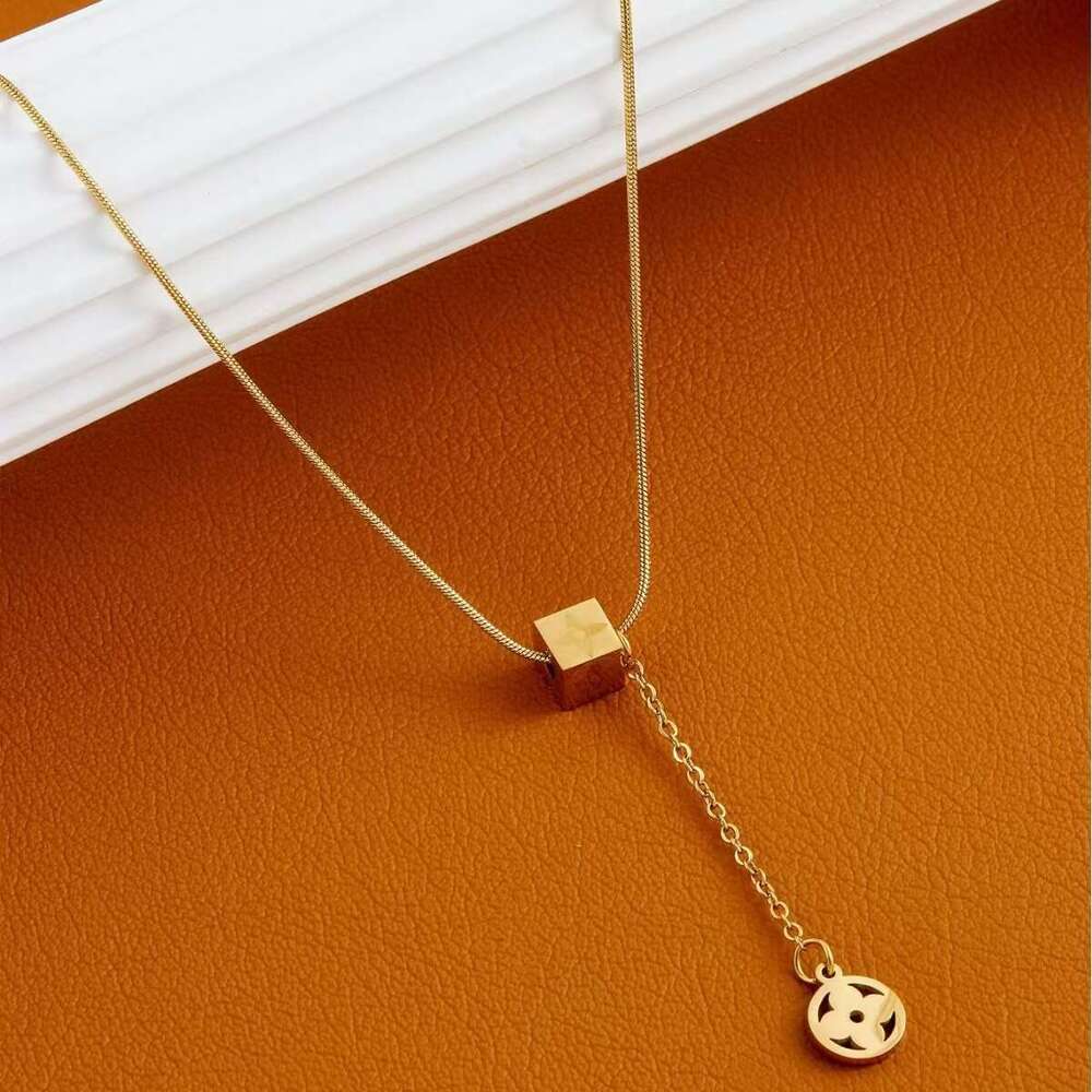 DHcollections Women's Cute - style Stainless Steel Jewelry with Geometric Elements for 2025 Spring