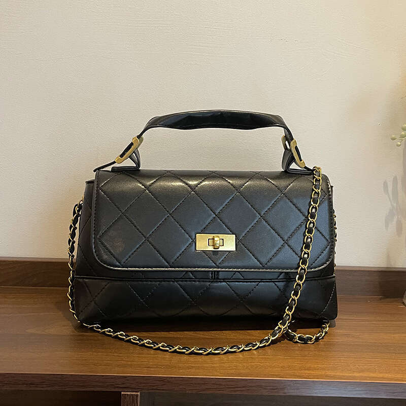 Quilted Embroidery for Women 2025 Autumn Winter New Matte Crossbody Fashion Handbag Small Tote Bag