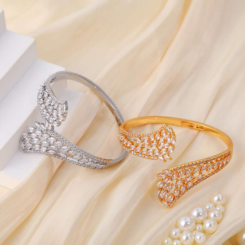 DHpet New Zircon Leaf High-End Fashion Open Bracelet Simple and Elegant Daily Commute Versatile Style Personality Couple Trend