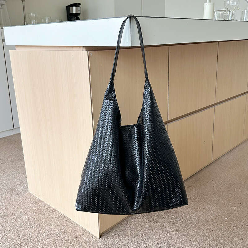 Fashionable Woven Pattern Tote for Women 2025 Spring Summer Large Capacity Casual Solid Color Versatile Shoulder Underarm Bag