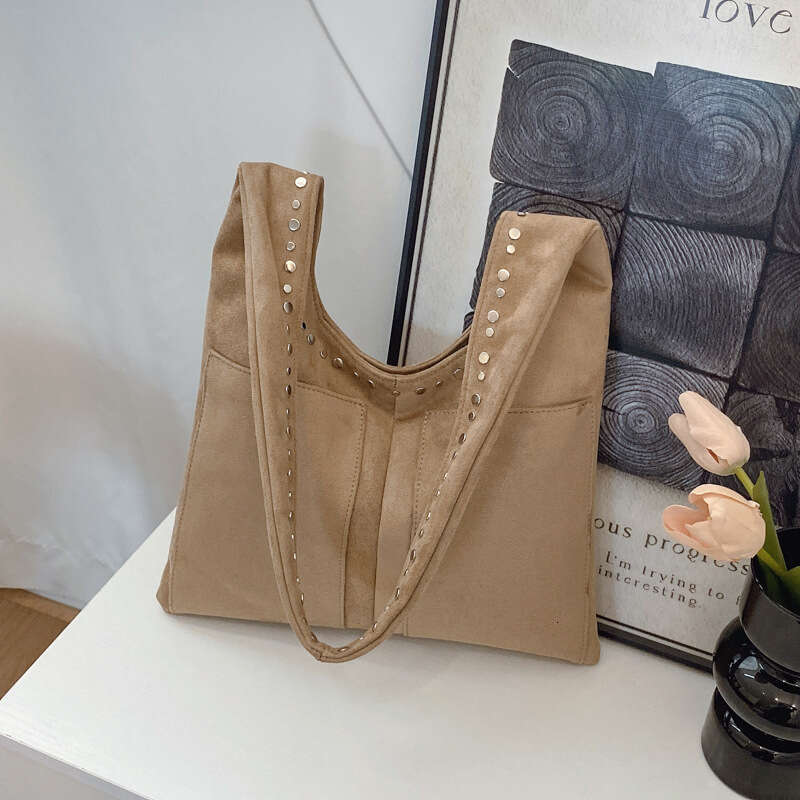 Autumn Winter New Suede Rivet Decorated Single Shoulder Motorcycle Style Elegant Underarm Bag Handbag for Women