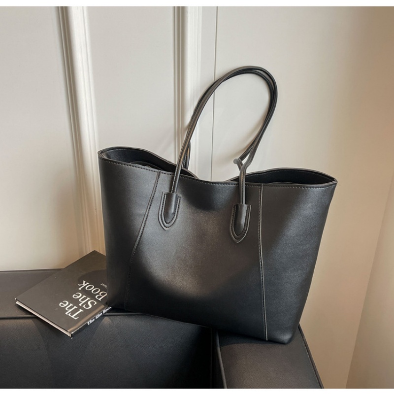 Free shipping 2025 new designer Shoulder totes Bags womans ladies flap lady Niche fashion casual square bag handbag women crossbody Underarm shopping 