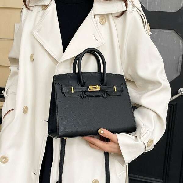 2025 Autumn New Handheld Crossbody High-End Fashion Simple Versatile Lock Buckle Stylish Women's Bag