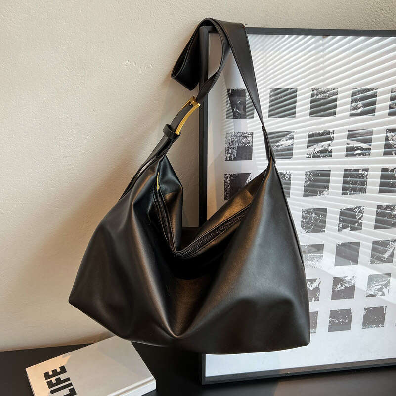 Korean Style for Women 2025 New Fashion Trendy Shoulder Versatile Elegant Crossbody Underarm Bag