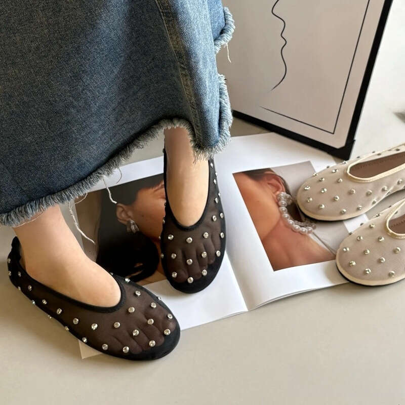 Niche Fashion Round Toe Designer Shoe Rhinestone Mary Jane Shoes for Women, Mesh Hollow Breathable Flat Comfortable Ballet Flats