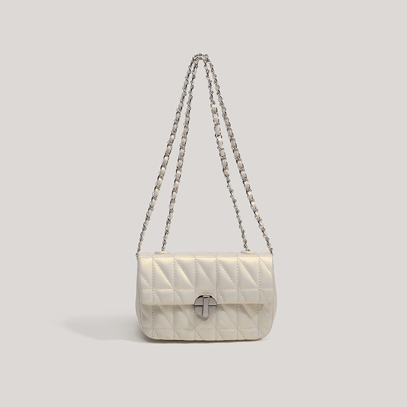 Designer new niche underarm bag chain commuting rhombus single shoulder cross-body bag