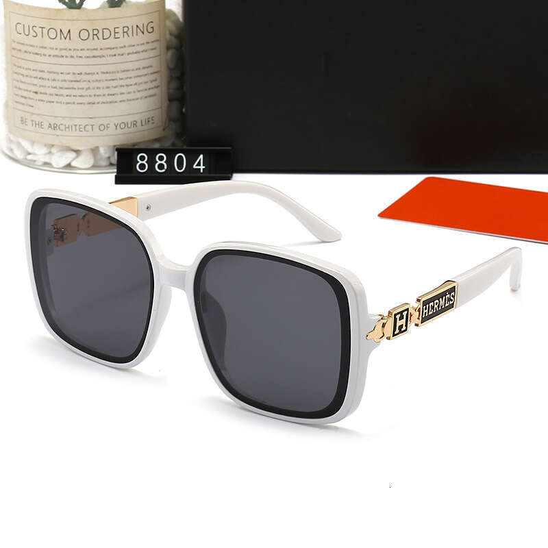 New Men's and Women's Fashion Trendy Casual Sunglasses Vacation Travel Shopping Glasses 8804 100