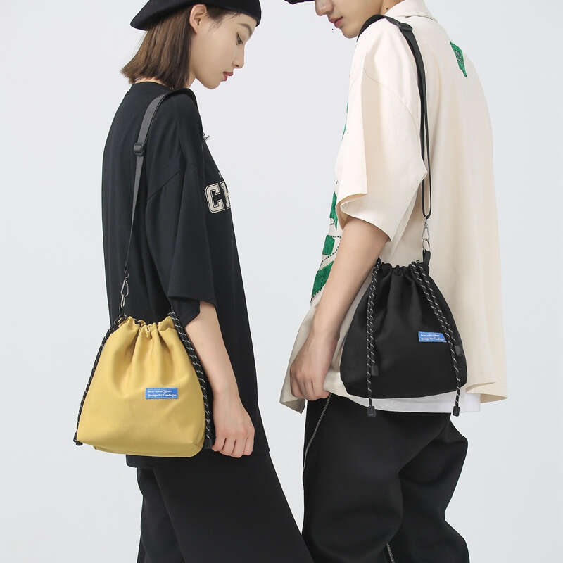2022 New Women's Shoulder Crossbody Ins Trend Drawstring Unisex Bucket Couple Small Bag