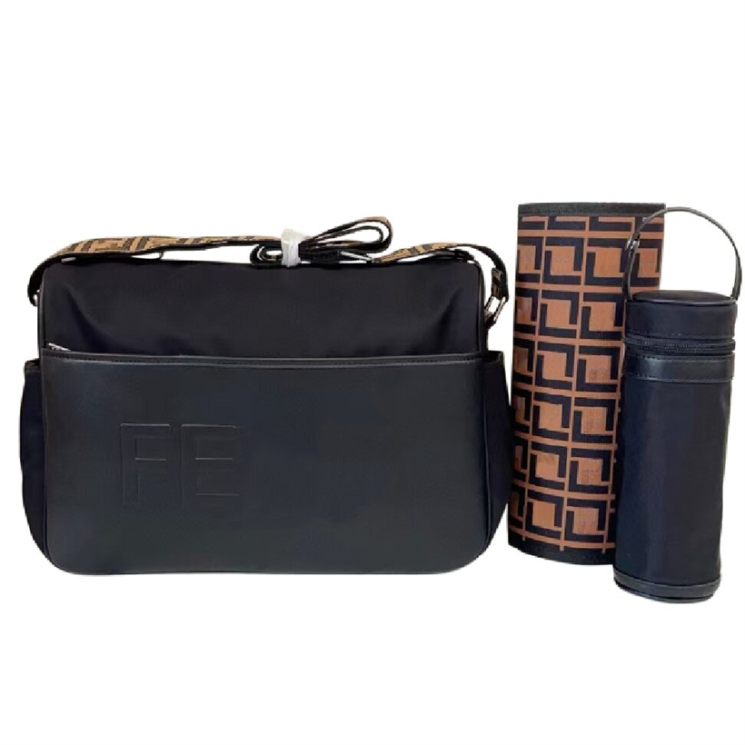 In stock Designer diaper Waterproof Mom Bag 3 set Diaper bag Baby Zipper Brown pink plaid print b30