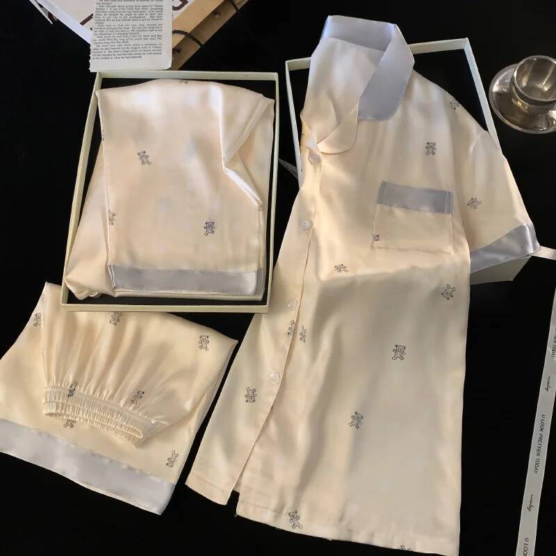 2025 Spring/Summer Women's New Ice Silk Cardigan Casual 3-Piece Pajama Set Girls' Home Pajama Short Sleeve design Bear Printed Designer Paja