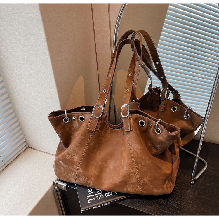 Casual Relaxed Large Capacity for Women 2025 New Autumn Winter Single Shoulder Crossbody Handheld Tote Bag