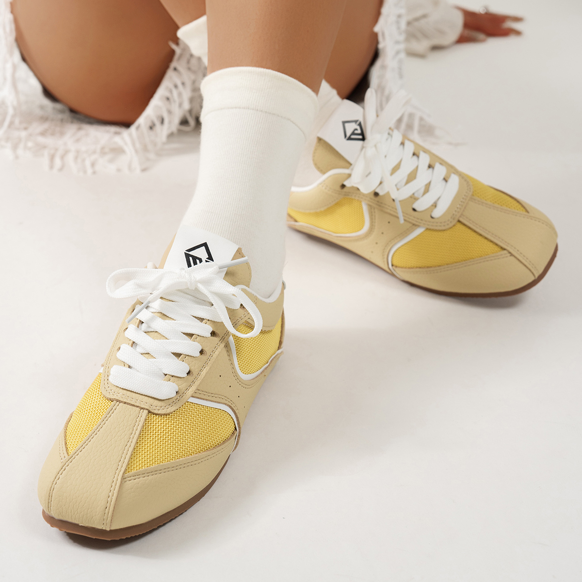 2025 Spring Autumn Metallic GermanTrainer Shoes Flat Ballet Shoes Retro Summer Versatile Soft Bottom Sports and Leisure Board Shoes Fashion Outdoor Ru