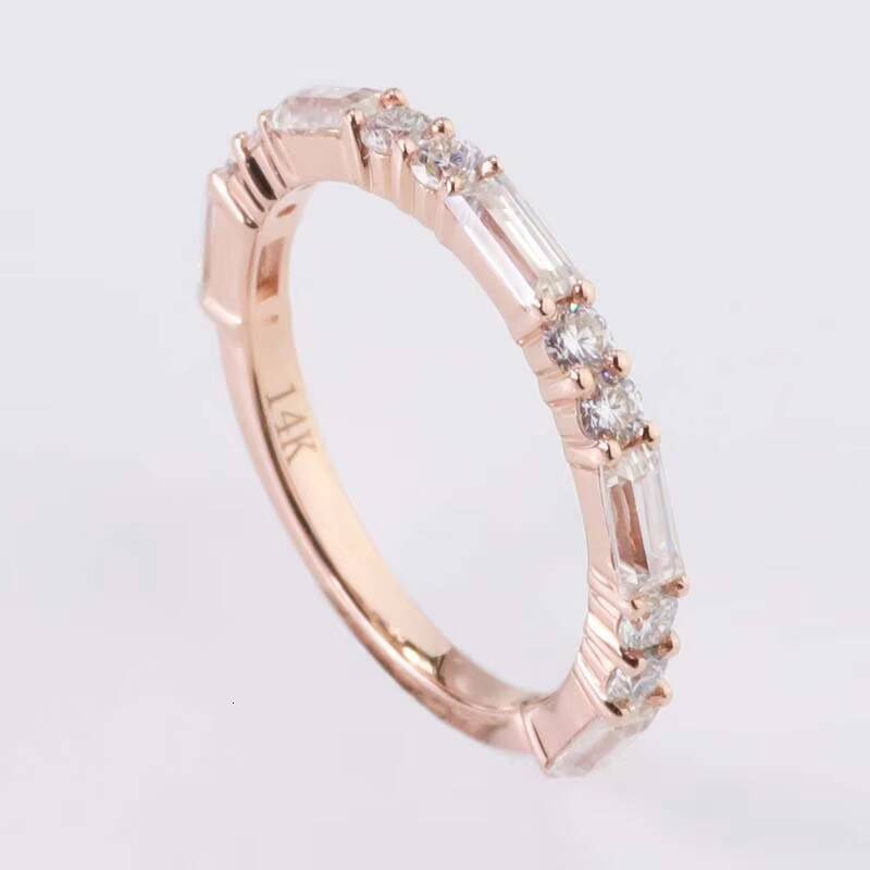 Elegant Style 2x4mm baguette Cut Moissanite Wedding Ring Band in 14k Rose Gold for Daily Wearing