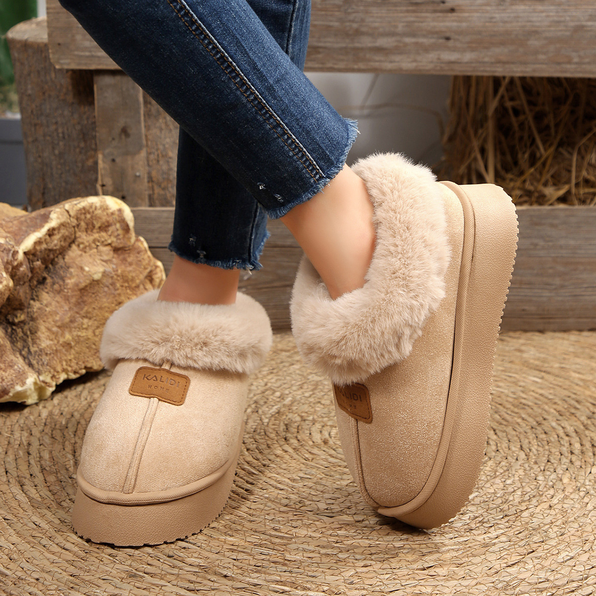 Free shipping Designer Boots Snow boots cotton shoes are fashionable warm for autumn winter with thickened fleece height increasing for couples black