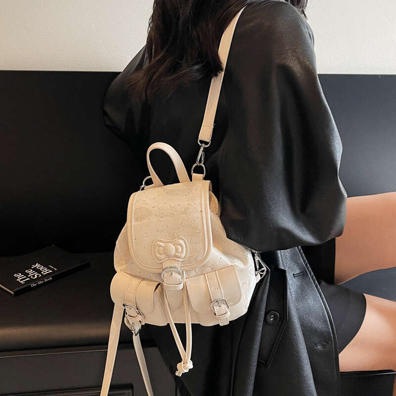 New Fashion Small Casual Lightweight Niche Design High-end Versatile Women's Backpack