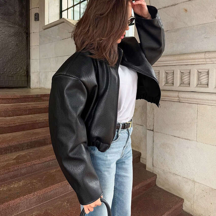 Autumn Winter New High-End Black PU Leather Jacket For Women With Design Sense, Elegant And Fashionable Commuting B3