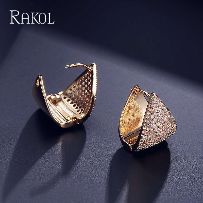 DH collections Korean - style Creative Geometric Triangular Earrings with Micro - set AAA Zircons