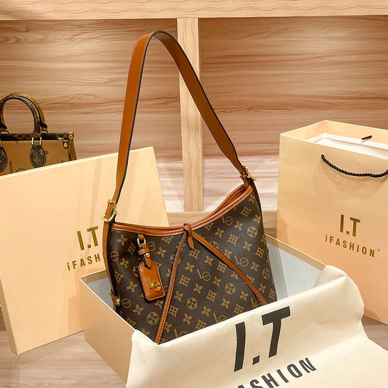 Underarm for Women 2025 New Vintage Large Capacity Ladies Shoulder Crossbody Inner Medium Bag