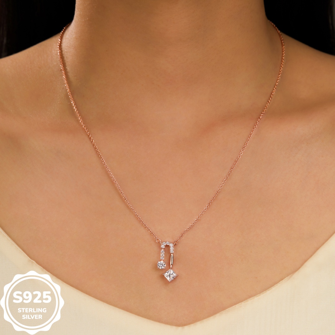 MT S925 Sterling Silver Necklace, Fashion Jewelry Chain with Luxurious Diamond Charm Pendant, Women's Silver Necklace