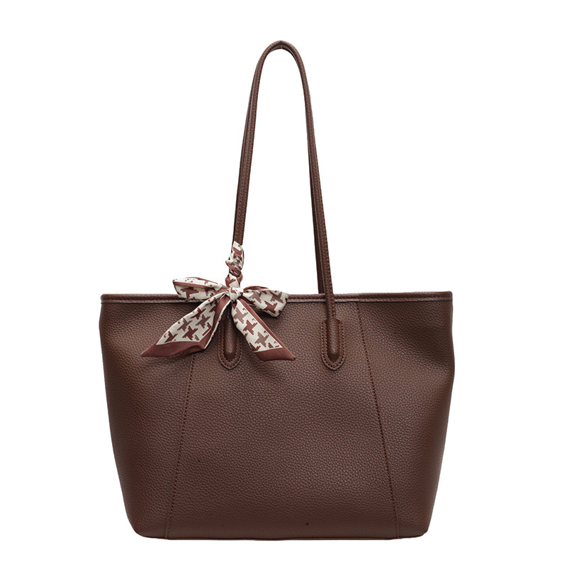 Designer bag free shipping Shoulder Bags Fashionable solid color simple versatile handbag with large capacity for commuting leisure