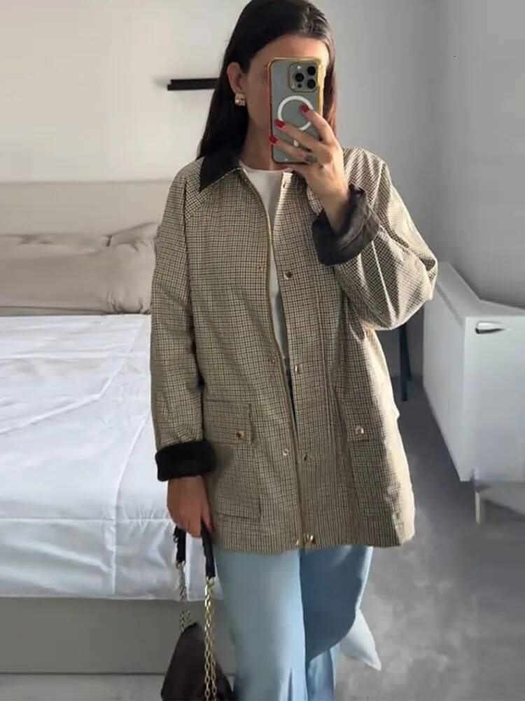 Vintage Turn-Down Collar Jacket Coat With Metal Buttons Patch Pockets Women's Up Loose Fit Short Coats Casual Fashion Outerwear High-Quality