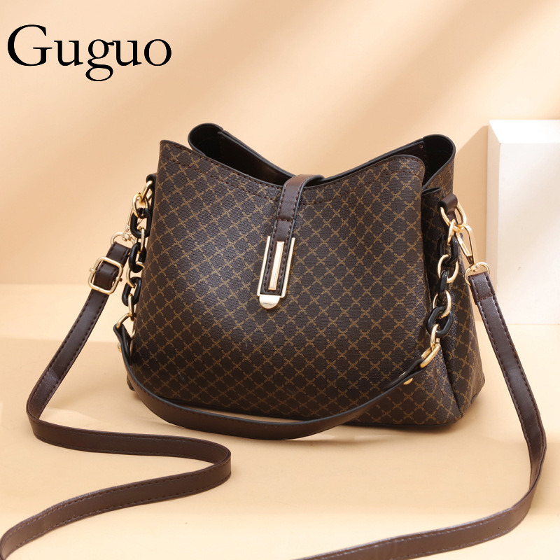 Guguo Free Shipping New Designer Bag High-end Shopping Bag 2025 Retro Pattern Women's Single Shoulder Handbag Fashionable Large Capacity Bucket B