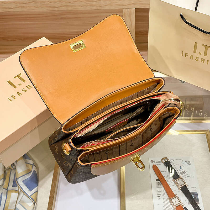 Women's Handbag 2025 New Vintage Versatile High-End Single Shoulder Crossbody Bag for Middle-Aged Women