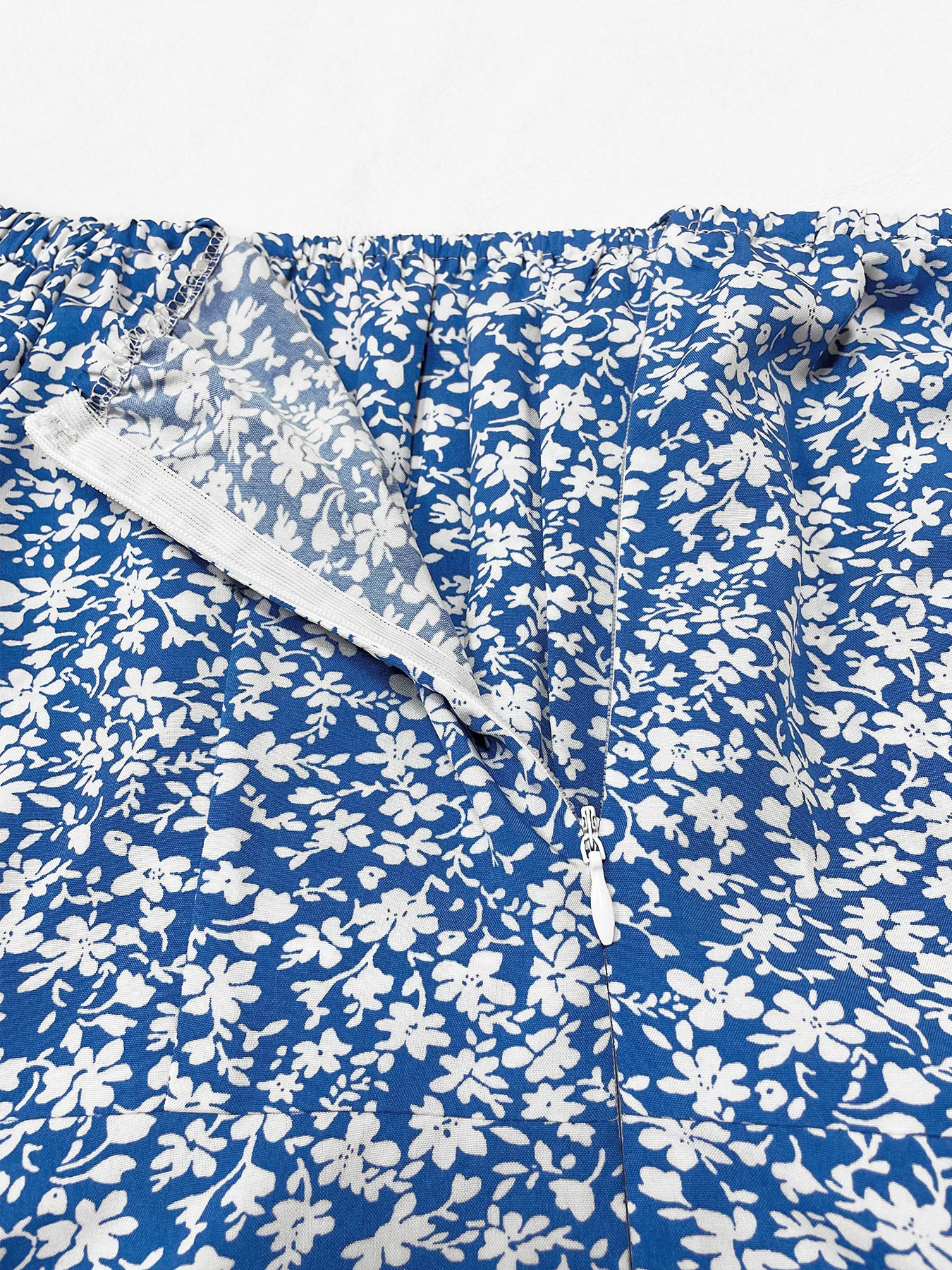 Womens Boho Curvy Holiday Outfits Frenchy Style Ditsy Floral Print Ruched Split Thigh Milkmaid Puff Sleeve Square Neck Dress 250906