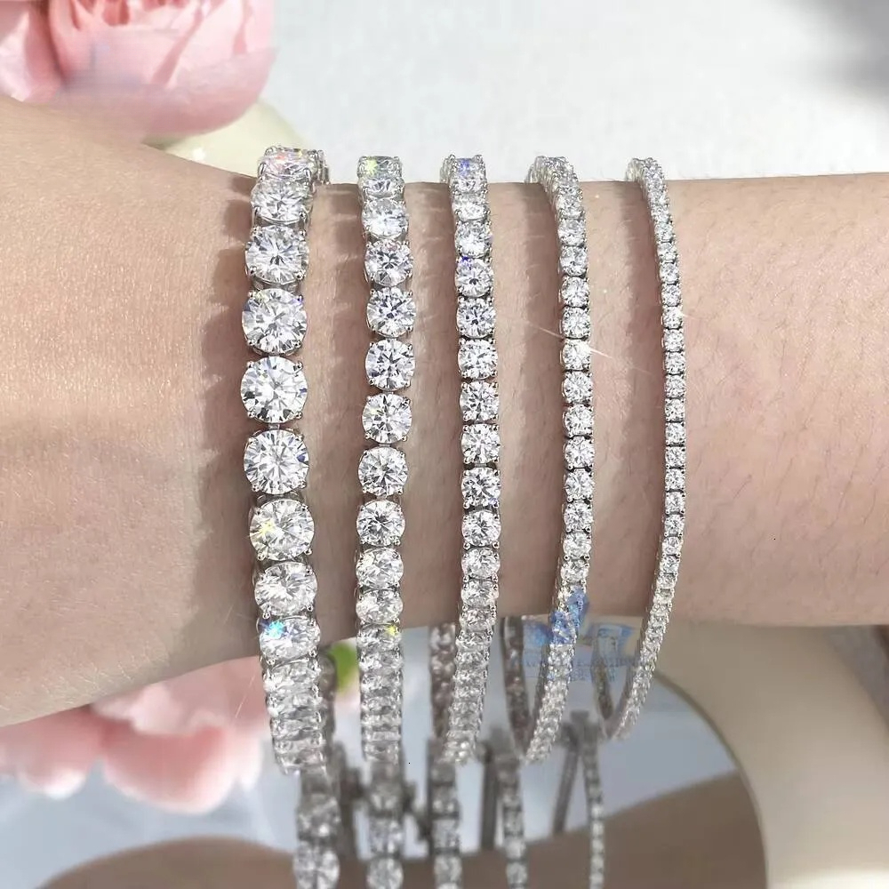 Iced Out Dia Sier Tennis 2mm 3mm 4mm 5mm 6.5mm D Color VVS Clarity Moissanite Clover Bracelet Charm
