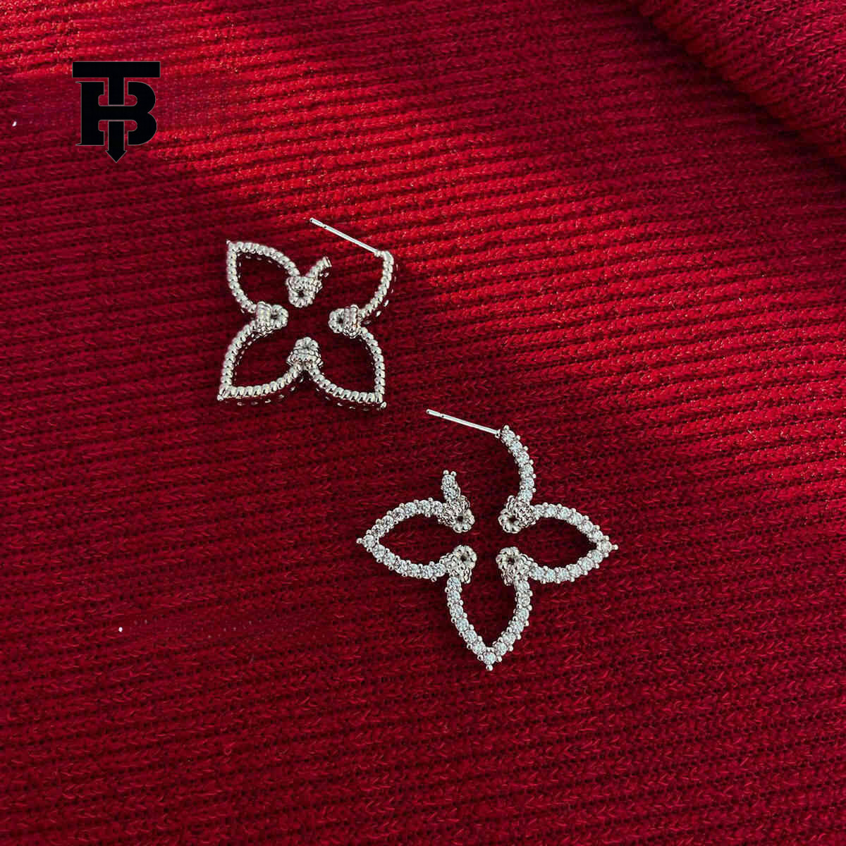 TB BHULAMTE Accessories Geometric Full Diamond Earrings Luxury Fashion High-end Ear Clips Elegant Multifunctional Exquisite Designer Clover Women'