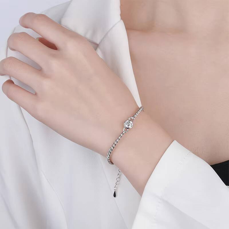 Stylish Personality S925 Sterling Silver Cuban Bracelet Light Luxury Simple Moissanite Bracelet for Women