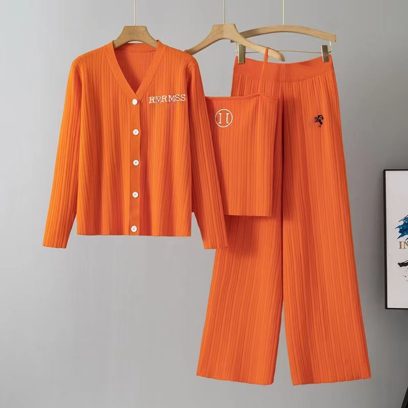 Autumn new European station fashion embossed pattern pullover round neck wide-leg pants two-piece female Joker solid color suit88