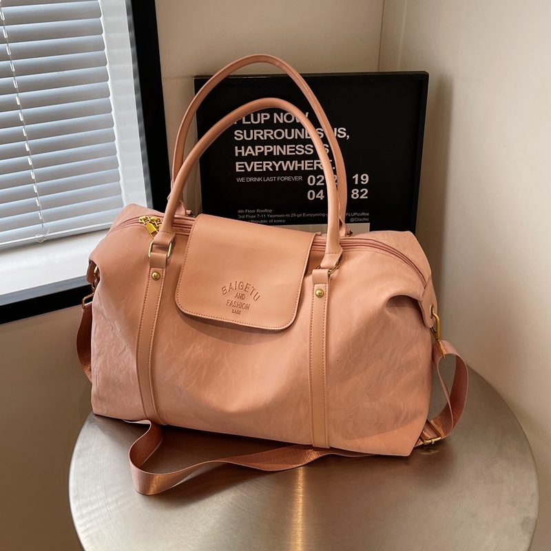 Large Capacity Portable Travel Bag Short Distance Travel Bag Autumn Designer Bag Women s Shoulder Bag Solid Color Niche Pattern Women s Crossbody Bag