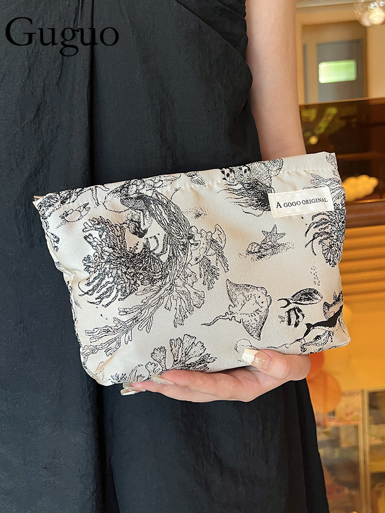 Guguo Free Shipping New Designer Bag High-end Shopping Bag Simple Makeup Bag Portable Skincare Storage Bag Travel Toiletry Bag Underwear Bag Canvas Ba