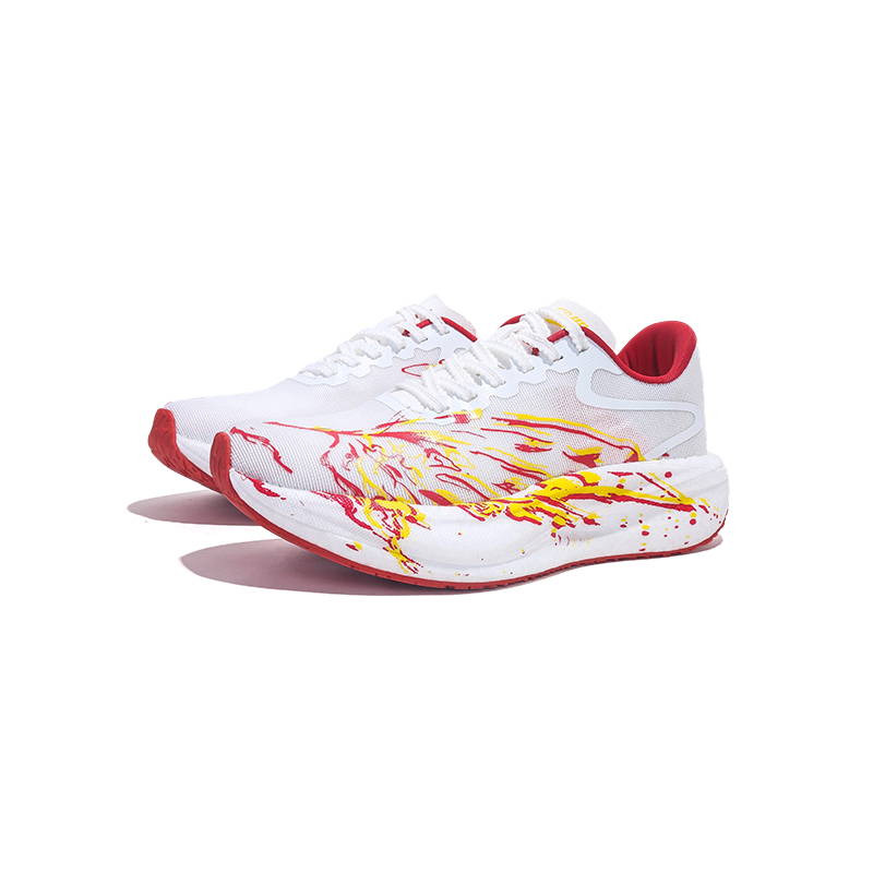 Lightweight running shoes with soft soles and shock absorption for men and women, training shoes, designer shoes, carbon board racing professional spo