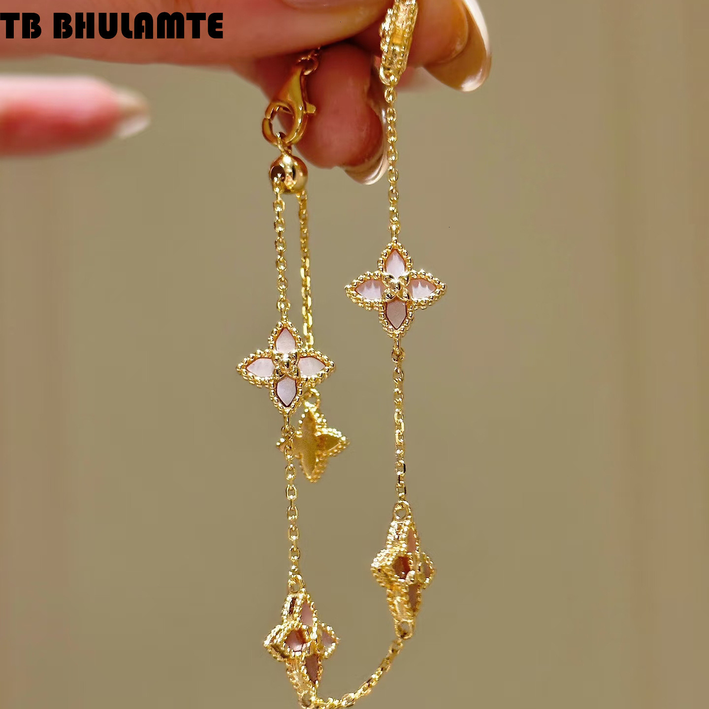 S925 Plated Flowing Shell Leaf Powder Pearl Mother Clover Br Women's Fashion Multi Functional Luxury Free Shipping Pure Silver Z260313