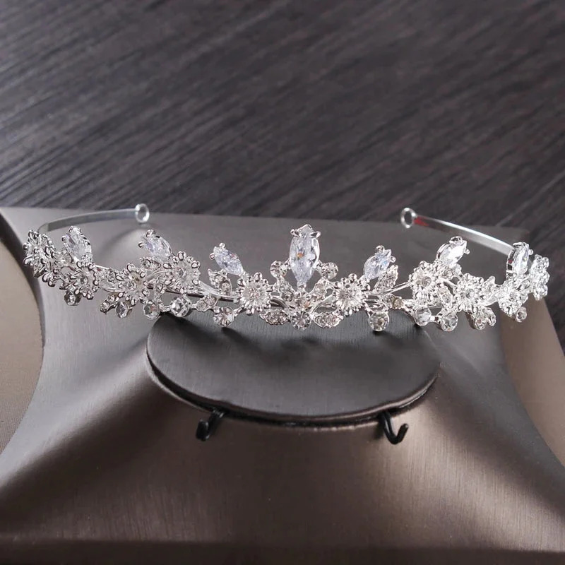 Deluxe Cubic Zirconia Leaf Bridal Jewelry Set Wedding Jewelry Set Rhinestone Crown Necklace Earrings 250906