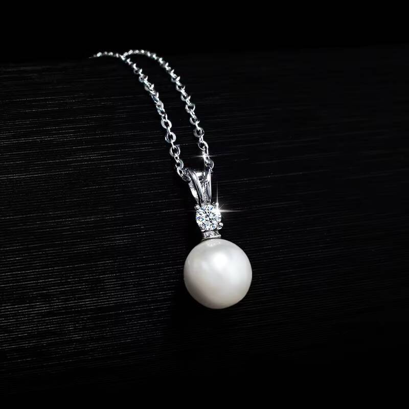 Light Luxury Fashion Freshwater Pearl Pendant Moissanite S925 Sterling Silver Necklace Female Valentines Day Gift