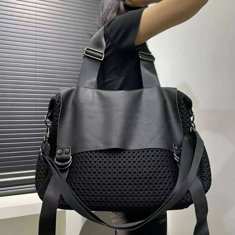 Ladies' Fashionable Retro Mesh Tote With Large Capacity And Personalized Splicing, Single Shoulder Diagonal Cross Bag