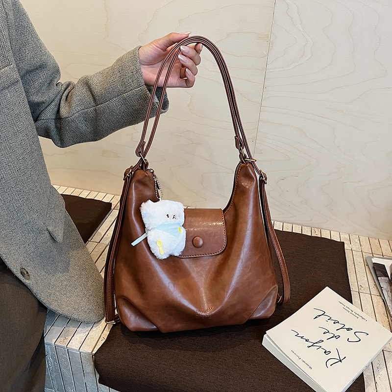 free shipping designer High end retro Boston hand-held pillow bag for autumn and winter 2025 versatile and fashionable single shoulder crossbody bag