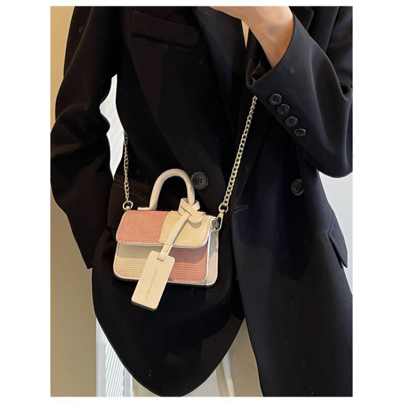 2025 autumn new niche design color blocked light luxury versatile elegant small square bag women's shoulder bag bag designer bag