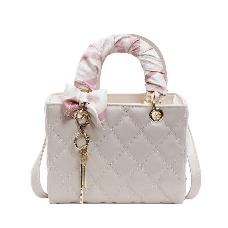 2024 Autumn New Princess Diana PU Single Shoulder Crossbody Bag Niche High-end Quilted Handbag for Women