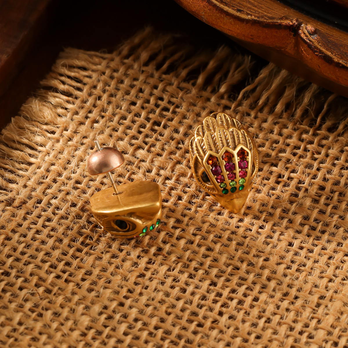 Luxury Brand Designer Jewelry European And American Vintage Style Peacock Head Inlaid Diamond Earrings With Distressed Look, Colorful Diamond Exquisit